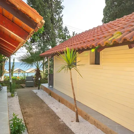 Shen Nikolla Kamp alanı