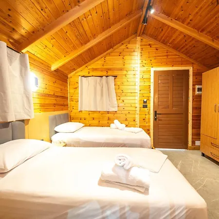 Kamp alanı Shen Nikolla Dhërmi